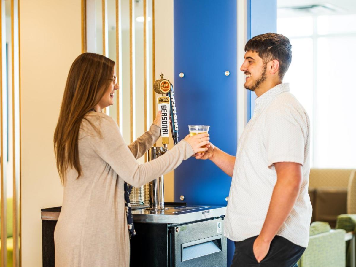 Holiday Inn Express & Suites Sioux City North - Event Center By Ihg Dakota Dunes Eksteriør billede