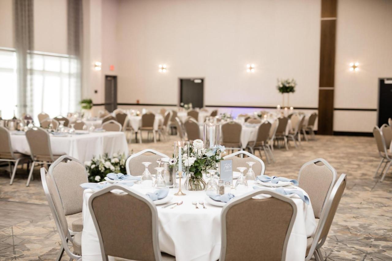Holiday Inn Express & Suites Sioux City North - Event Center By Ihg Dakota Dunes Eksteriør billede